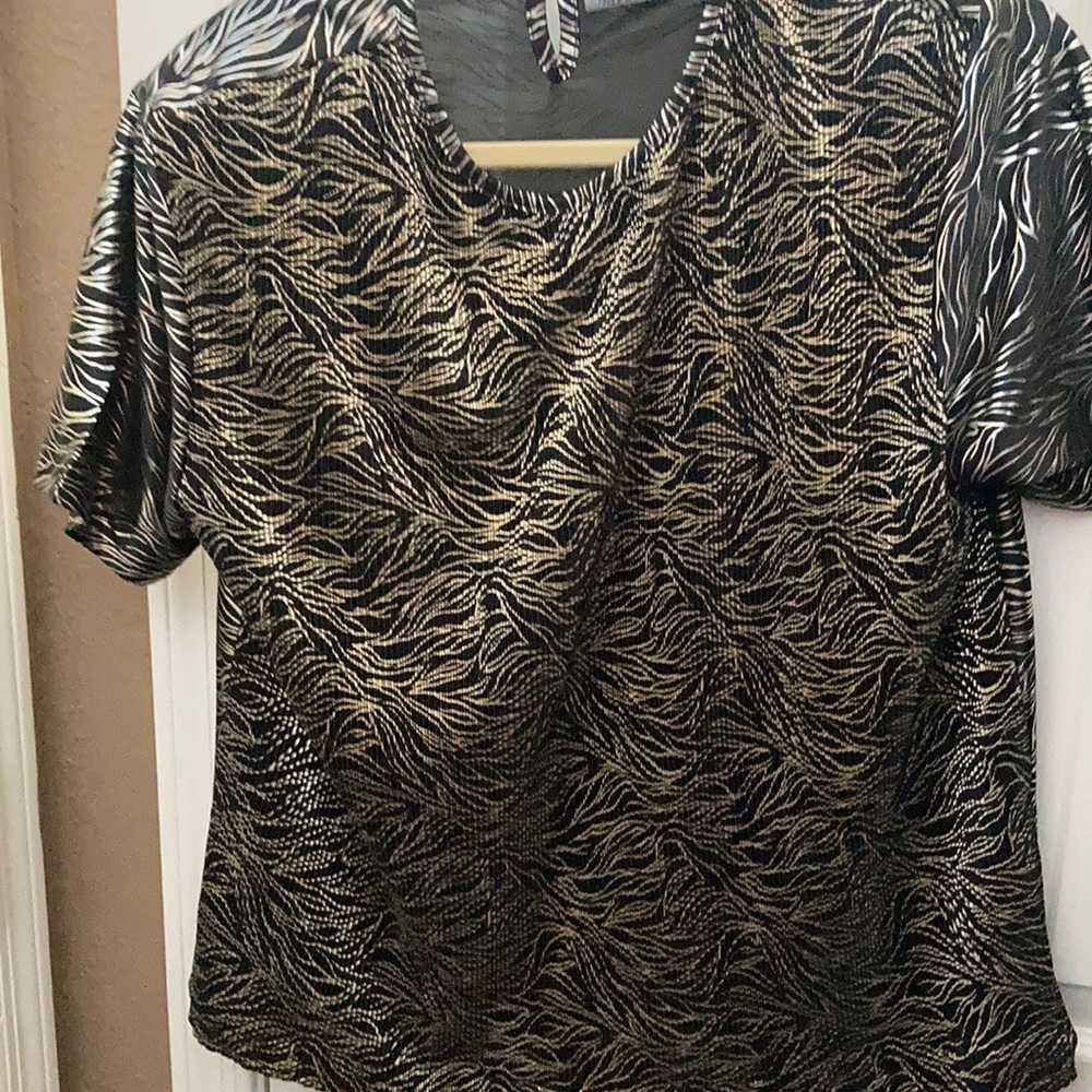 FINAL MARKDOWN Dressy The Villager Petite Top (PM)